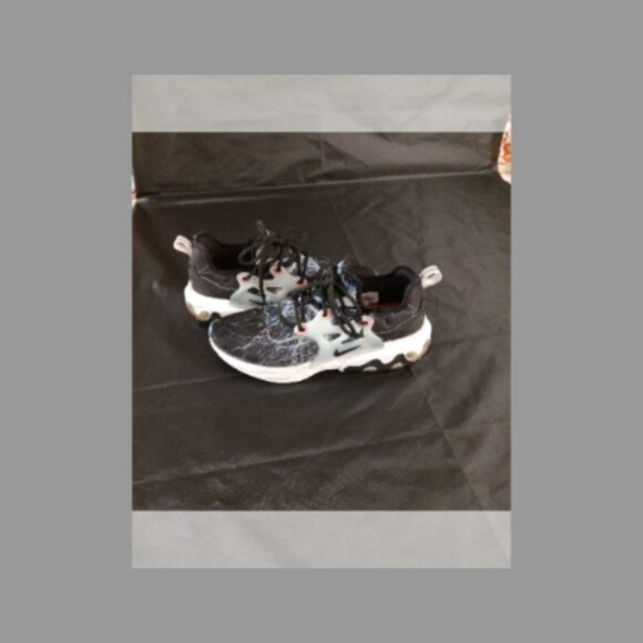 Nike react shoes - Picture 10 of 13